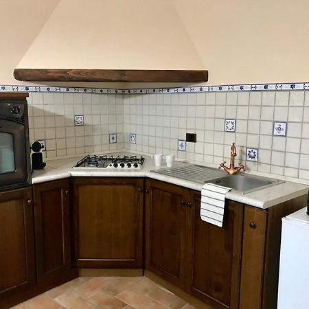 Casa Vacanze La Piazzetta Del Castello Montecalvello Exteriér fotografie